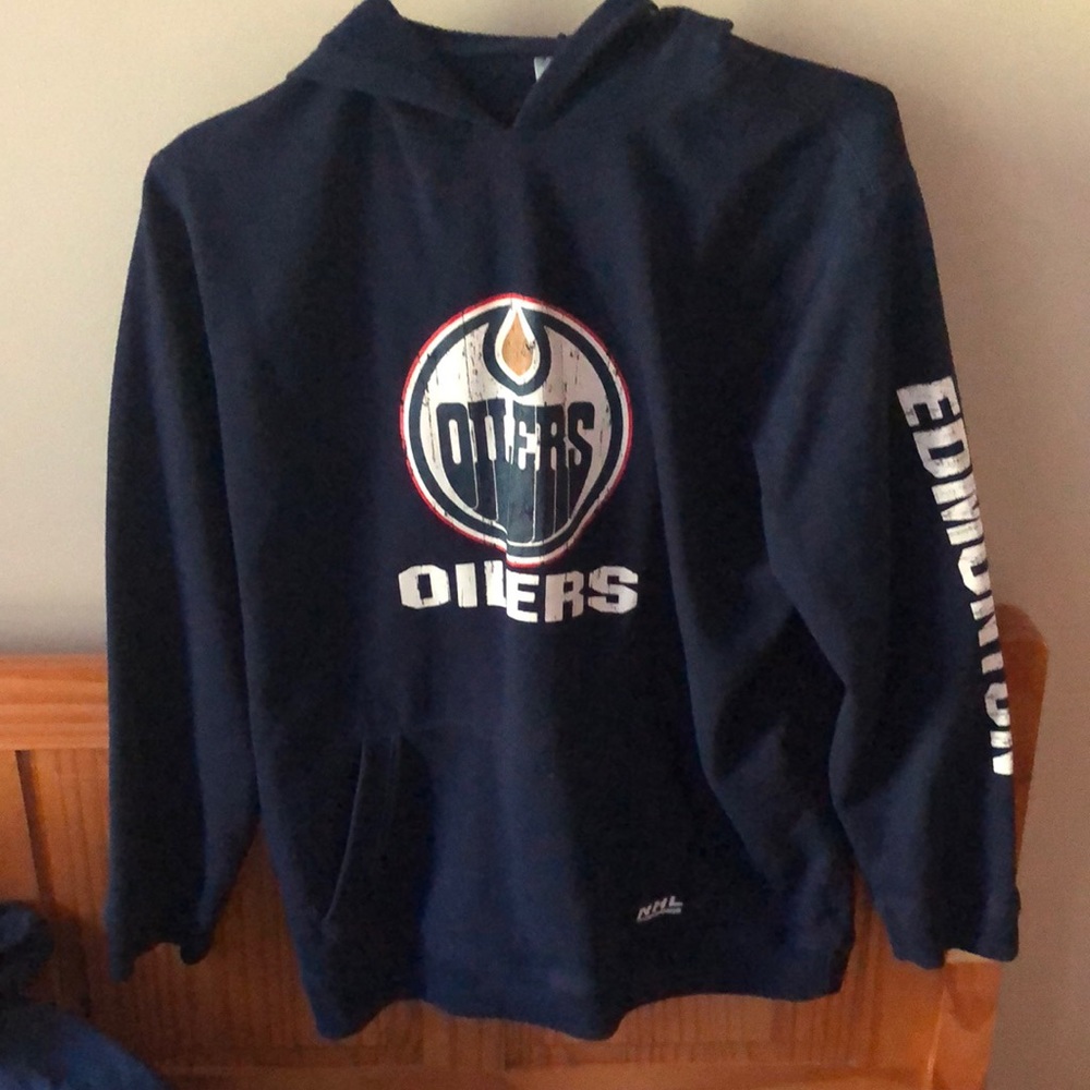 Boys XL Edmonton Oilers Sweater